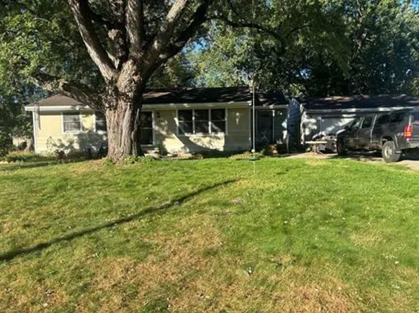 6533 Wyoming Ave N, Brooklyn Park, MN 55428
