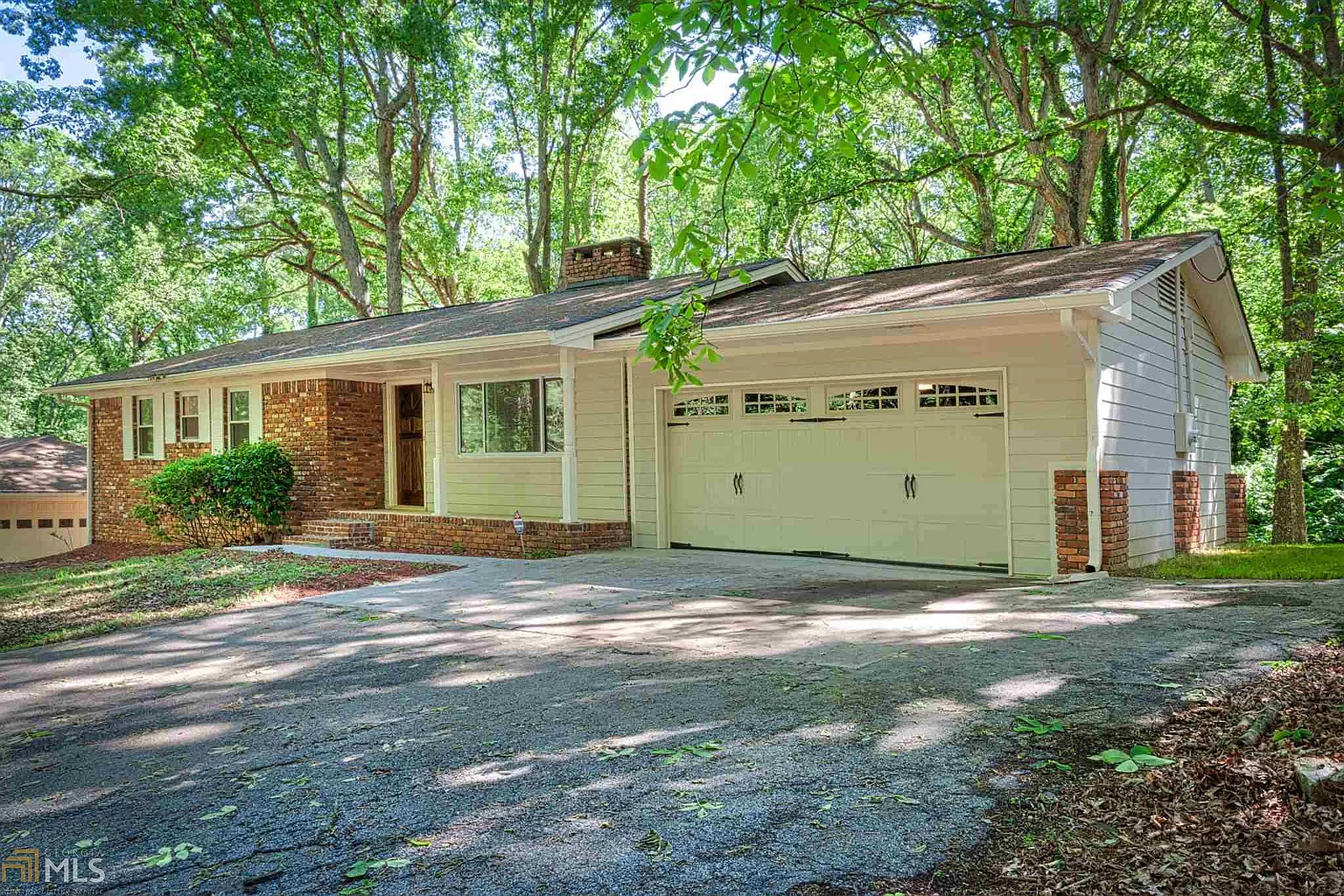 1240 Elva Dr SW photo 1