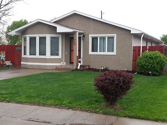 2nd image of 808 S McCabe Ave