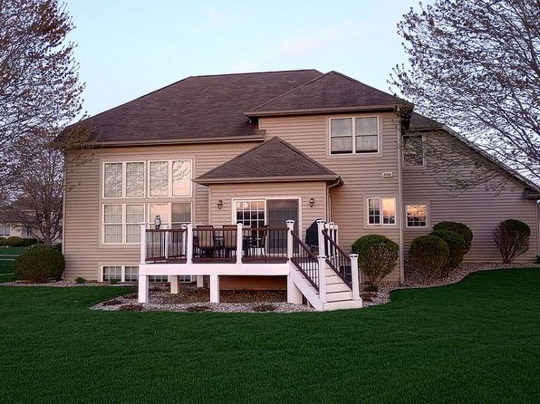 1306 McCormick Dr, Nappanee, IN 46550