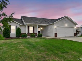 734 Warrior Pass, Warrenton, MO 63383