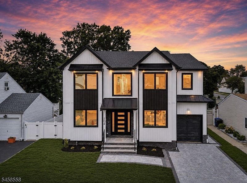 1st image of 104 Highview Dr