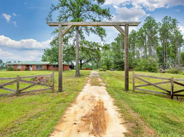 3131 Highway 602, Laurel Hill, FL 32567