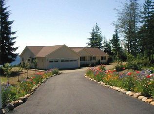 191 N Samanthas Way, Hoodsport, WA 98548