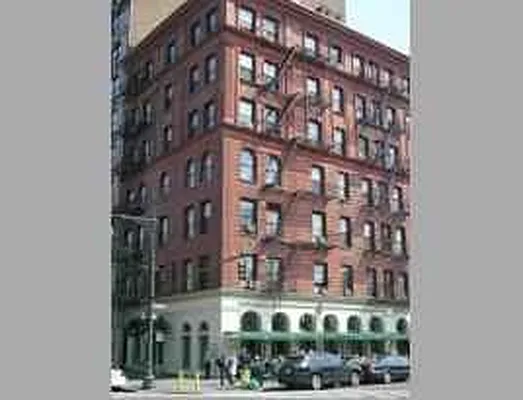 Rented by Nest Seekers International | media 26