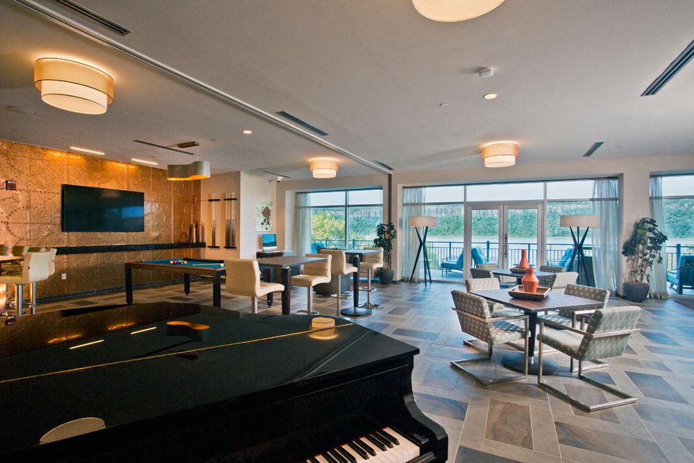The Club Lounge at River Tides