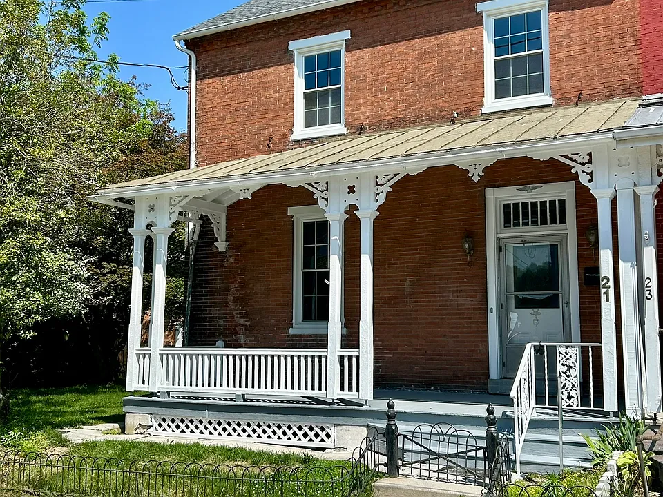 21 Gay St #A