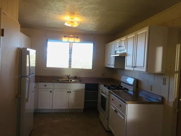 61 Mohala Pl, Makawao, HI 96768