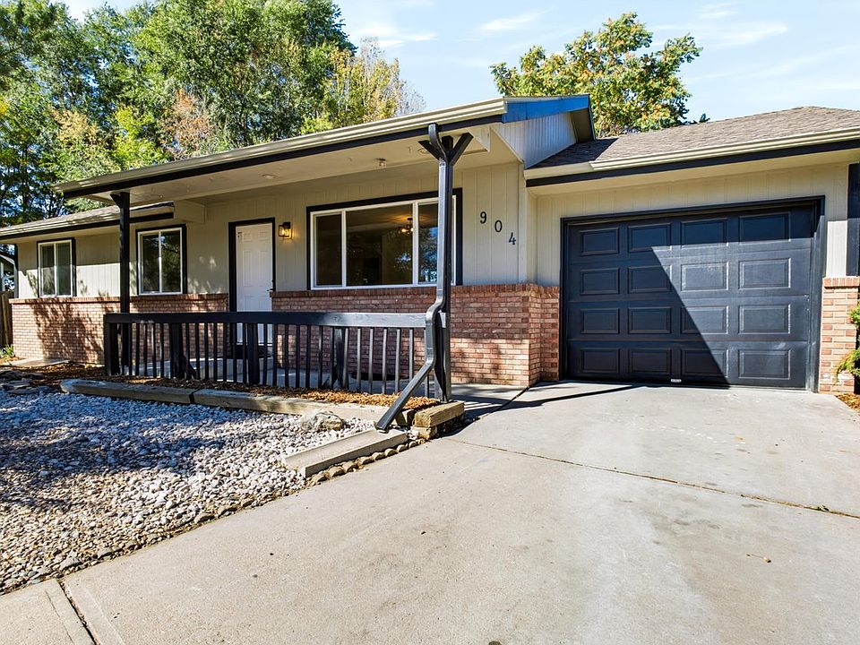 1st image of 904 Foothills Ct