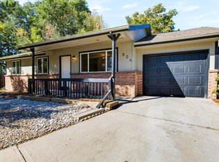 904 Foothills Ct, Windsor, CO 80550