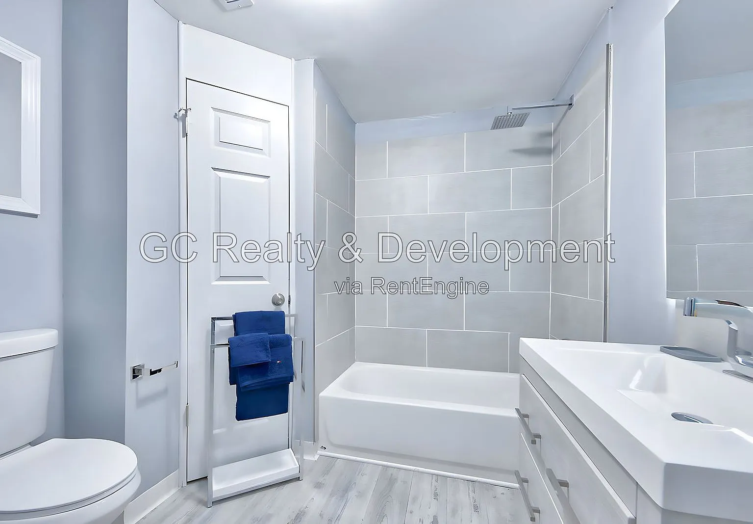 460 W 28th Pl — Photo 4