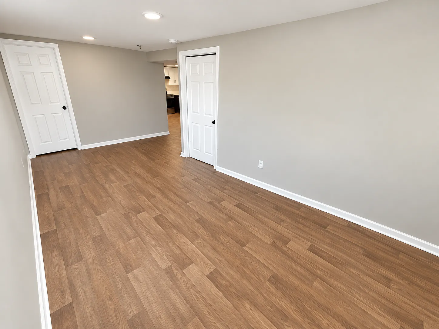 3 bed, 1200 sqft, $1,695 — Photo 4