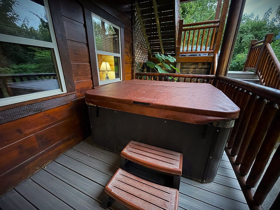 2nd image of 2580 Rogers Way