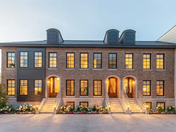 100 Park St #C, Traverse City, MI 49684