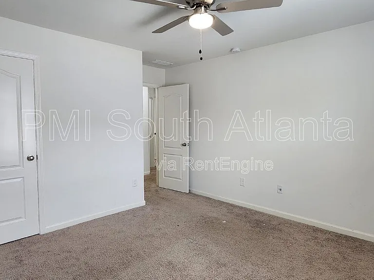 7744 Rutgers Cir — Photo 22