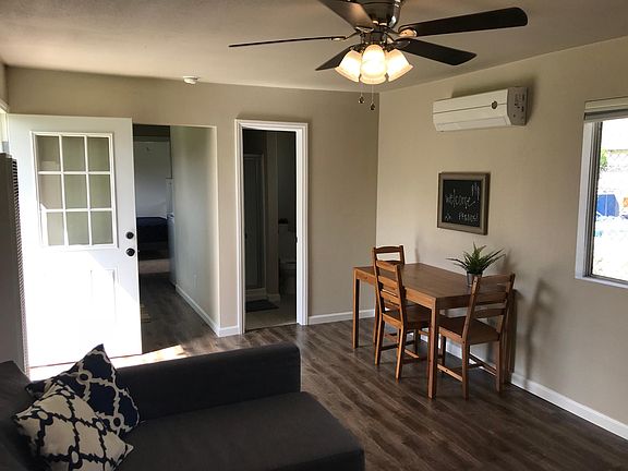 3rd image of 920 Campus Ave