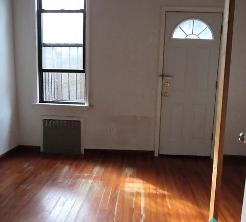 4th image of 239 Troutman St #1LAHRIV