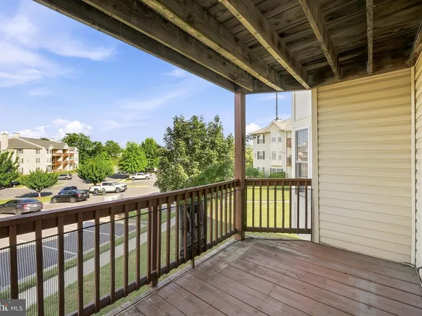 157 Brookland Ter APT 6, Winchester, VA 22602