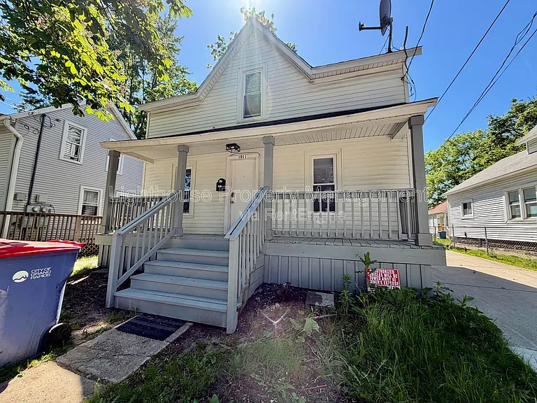 1011 Quarry Ave NW — Photo 23