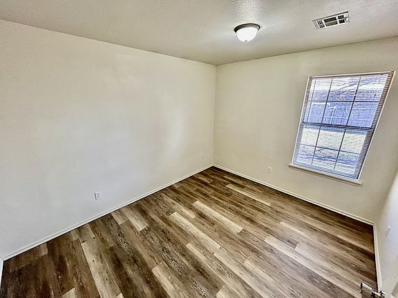 5th image of 1412 S Mississippi Ave