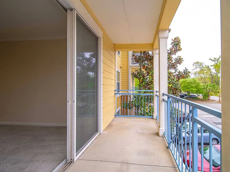1810 W Cervantes St — Photo 22