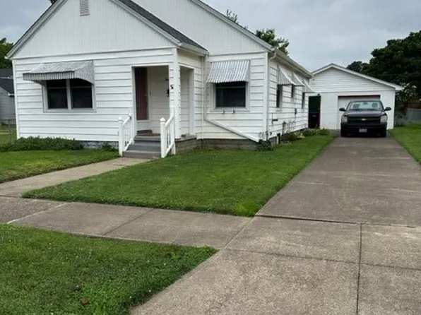 1045 Seborn Ave, Zanesville, OH 43701