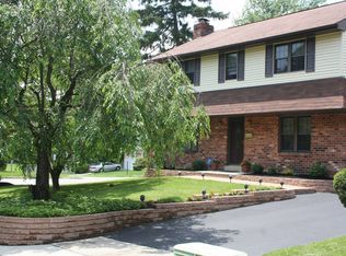 222 Carr Cir, Springfield, PA 19064