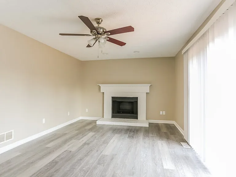 8711 Firstgate Dr — Photo 7