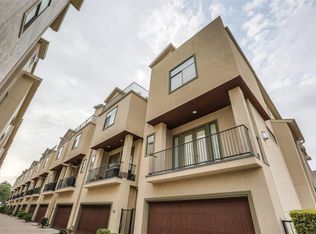 782 Nicholson St, Houston, TX 77007