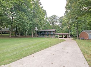 579 Indian Lake Rd, Hendersonville, TN 37075