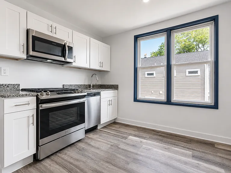 3509 W Shakespeare Ave #2 — Photo 4