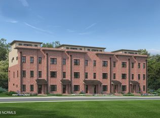 129 Lexington Ln #2, Southern Pines, NC 28387