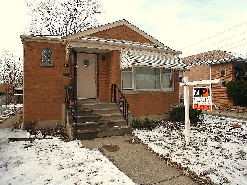 1st image of 13620 S School St