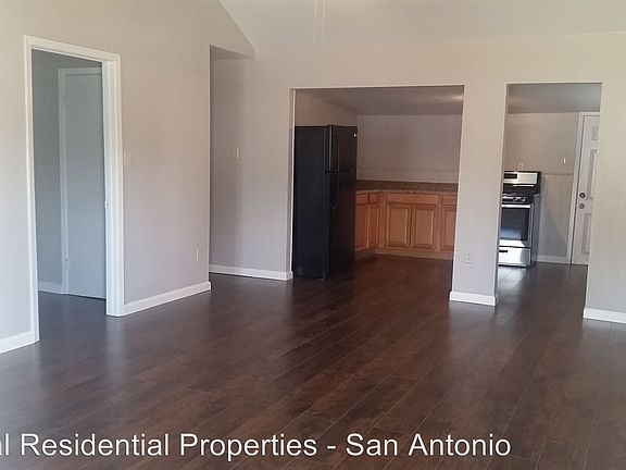 3rd image of 456 Sims Ave