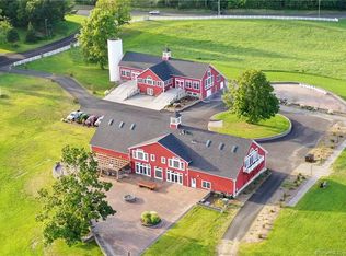 18 Ramstein Rd, New Hartford, CT 06057