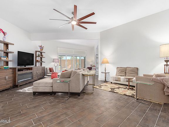 3rd image of 10822 W THUNDERBIRD Boulevard