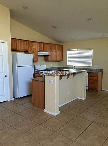 2nd image of 3212 Crested Moss Ave