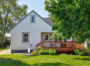 6220 Holcomb Ave, Des Moines, IA 50322
