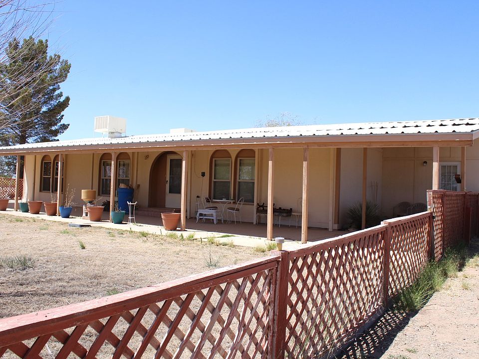 1st image of 2575 Luna Rd SE