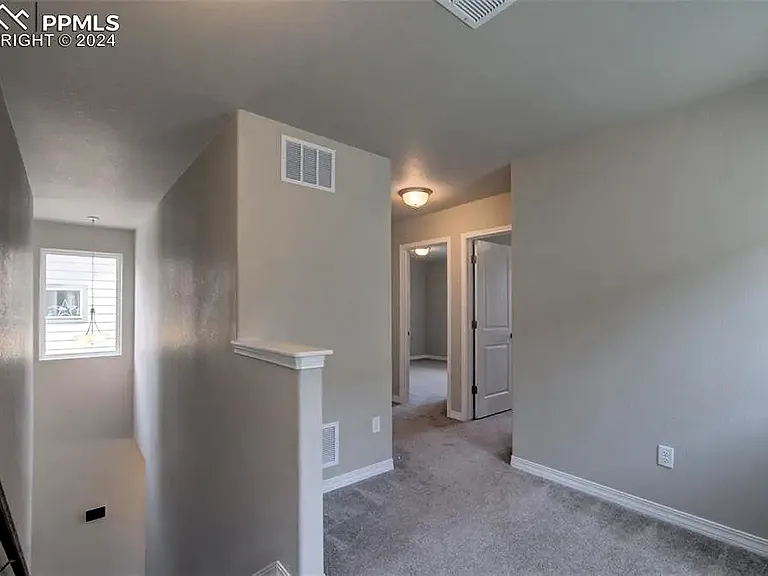 7813 Tent Rock — Photo 18