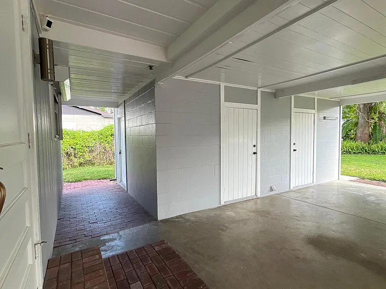 Carport