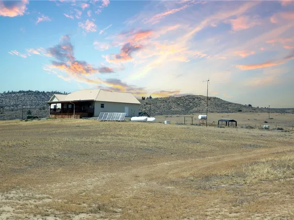 194 N Dry Creek Rd, Bridger, MT 59014