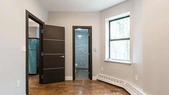 Rented by Nooklyn NYC LLC | media 8