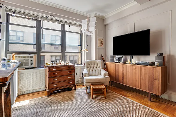 Sold by Compass | media 12