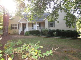205 Newcastle Rd, Greenwood, SC 29649