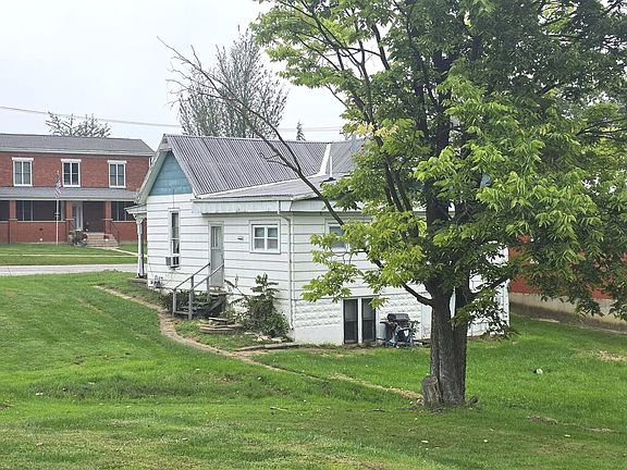5th image of 506 N Main St