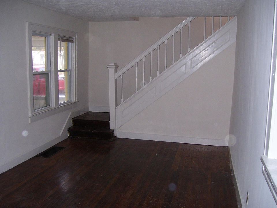2nd image of 4351 Kingsley Dr