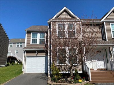 8 Wildcat Dr UNIT 8, Unionville, CT, 06085
