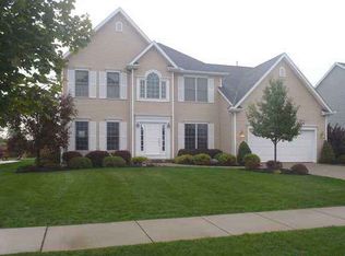 27 Sawgrass Ln, Lancaster, NY