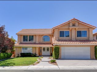 9409 Mast Dr, Las Vegas, NV 89117